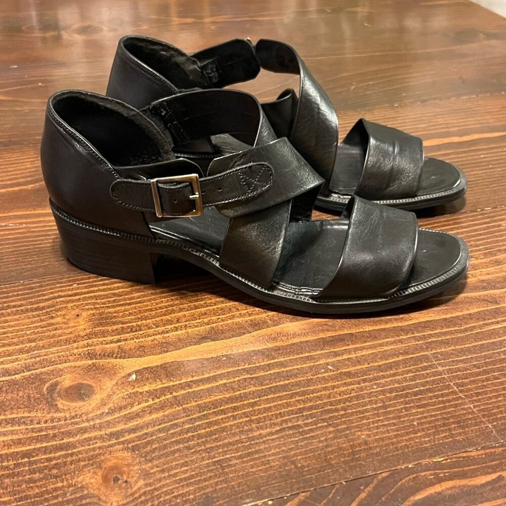MUNRO American Black Leather Sandals Size 7M - Picture 5 of 7